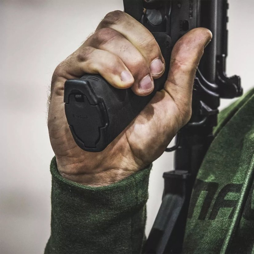 Magpul MOE+ Pistol Grip for AR15/M4 - black