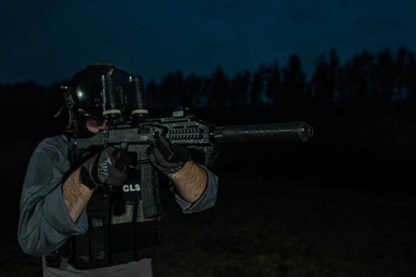 G.I.S. CSR9 Suppressor - 9x19mm Caliber, Steel, 1/2x28