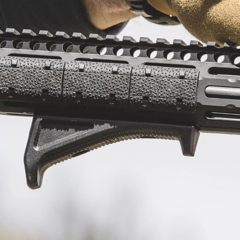 Magpul AFG front grip for M-LOK – black