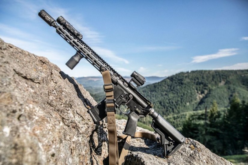 Kolimátor Vortex Sparc SOLAR (tečka 2 MOA)