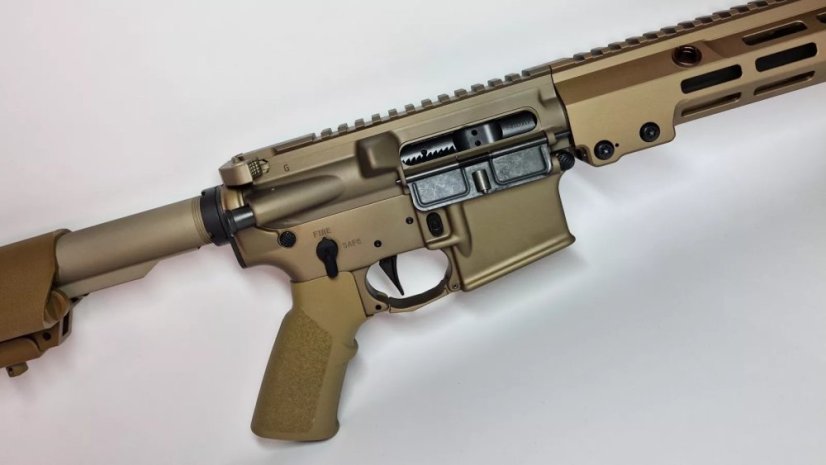 Geissele puška samonabíjecí Super Duty - .223 Rem, 16", DCC