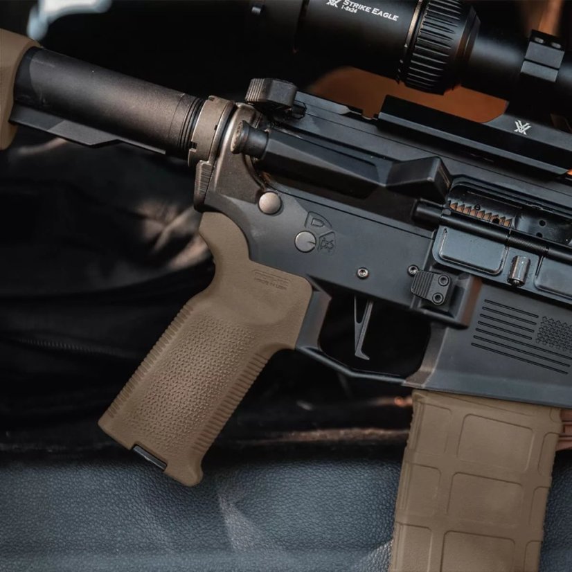 Magpul pažbička MOE-K2 pro AR15/M4 - FDE