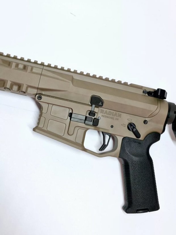 Radian pistole samonabíjecí Model 1 - 9", .300 AAC Blackout, FDE
