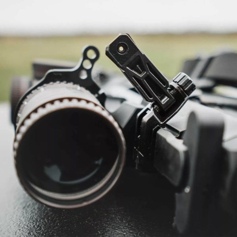 Magpul MBUS Pro sklopné postranní hledí 45° - černá