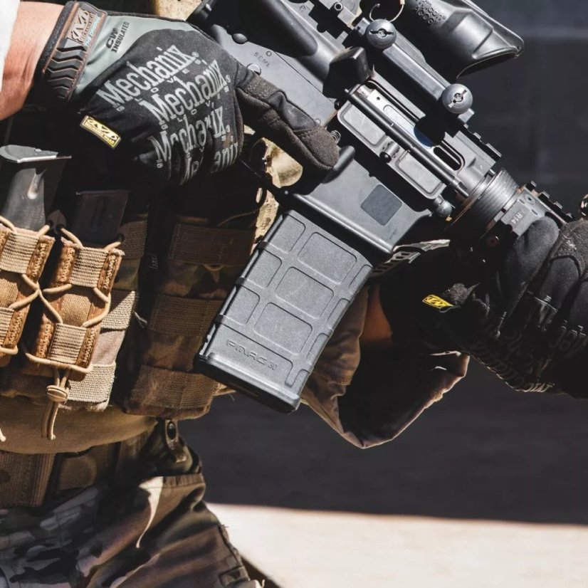 Magpul zásobník MOE PMAG M2 5.56x45 pro AR-15, 30 ran - černý