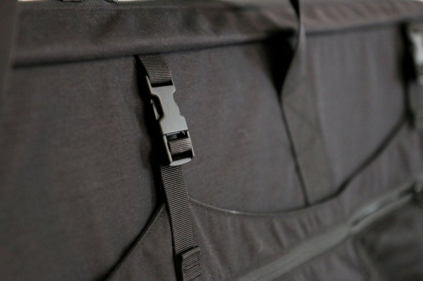 Aero Precision Kombinace brašny na pušku a podložky pro střelbu vleže – černá