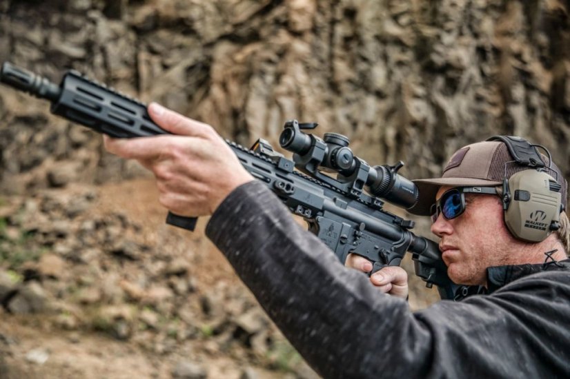 Vortex Strike Eagle 1-8x24 FFP EBR-8 MOA