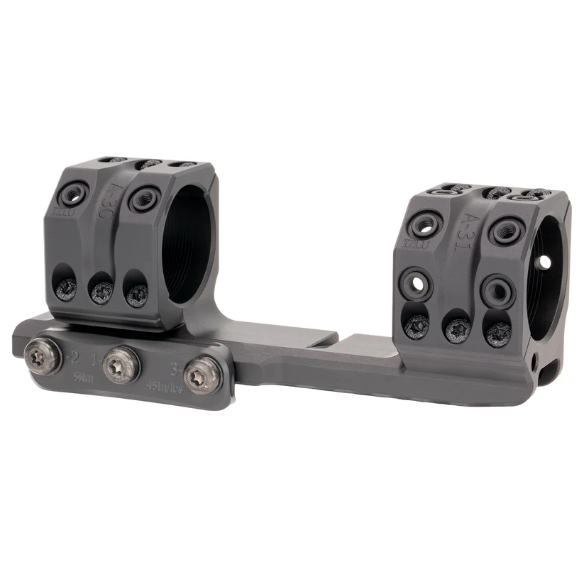 Spuhr Předsazená montáž pro puškohled s tubusem 30 mm, výška 32 mm, bez sklonu, Gen3 Spuhr Předsazená montáž pro puškohled s tubusem 30 mm, výška 32 mm, bez sklonu, Gen3
