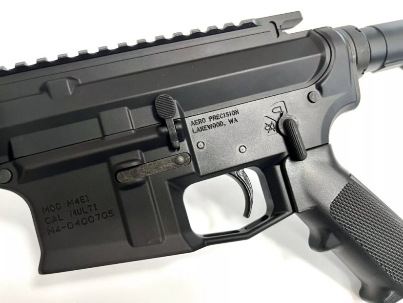 Aero Precision puška M4E1-E - .223, 10,5