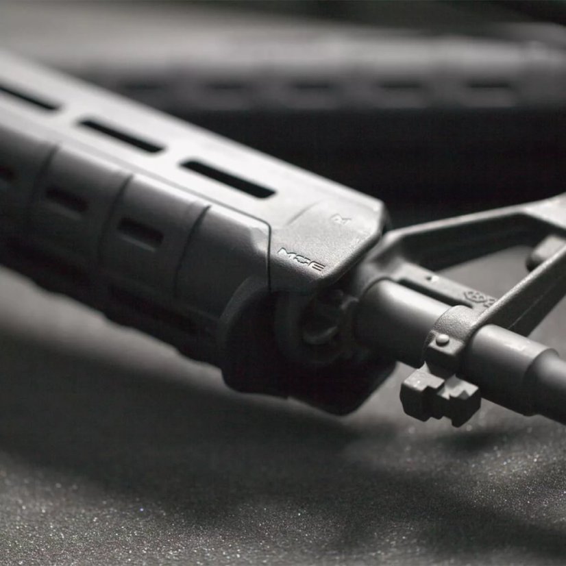 Magpul MOE M-LOK předpažbí na AR15/M4 (carbine) - černé